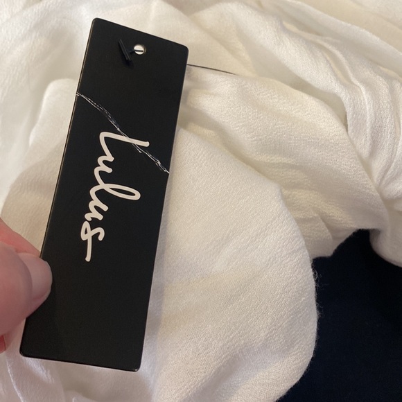 NWT LuLus Crochet Detailed Swimsuit Coverup - Picture 10 of 10